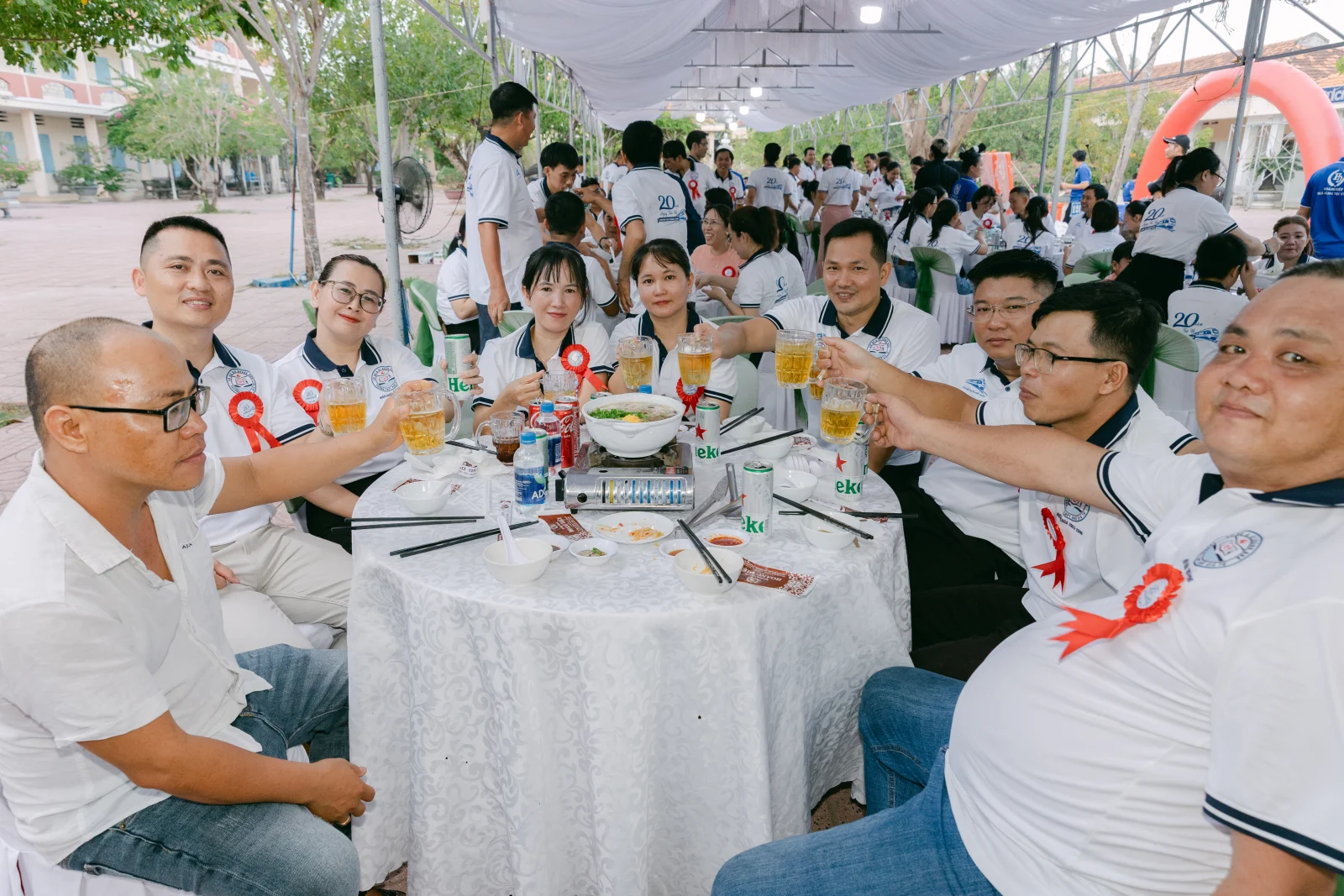 Ảnh lễ kỷ niệm 20 năm THPT Ngô Gia Tự, chụp ngày 08/08/2026