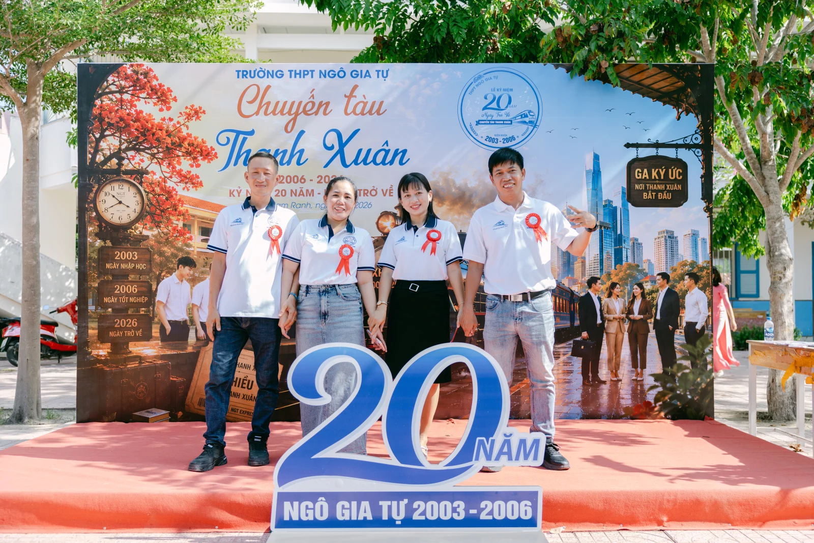 Ảnh lễ kỷ niệm 20 năm THPT Ngô Gia Tự, chụp ngày 08/08/2026