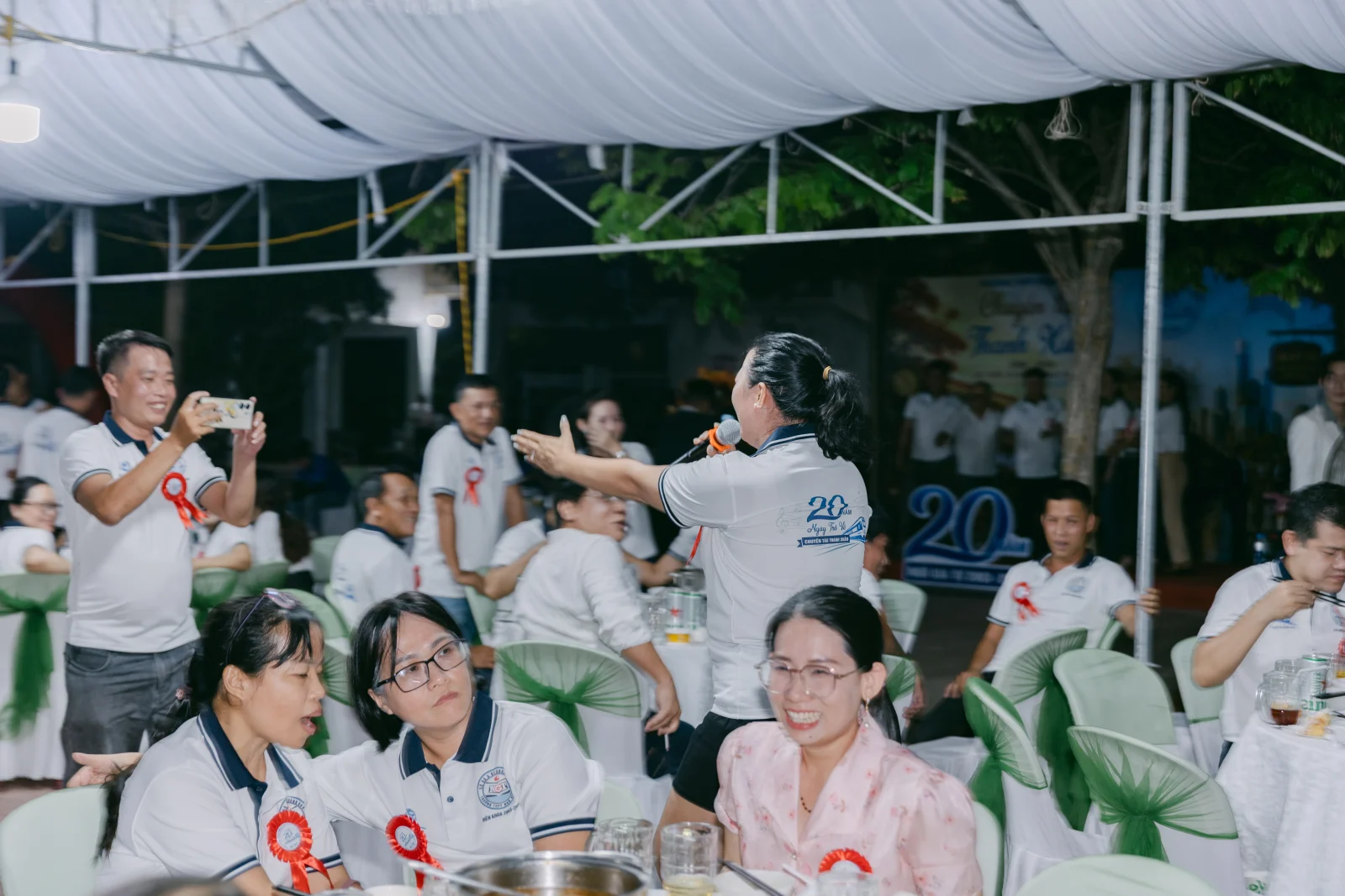 Ảnh lễ kỷ niệm 20 năm THPT Ngô Gia Tự, chụp ngày 08/08/2026