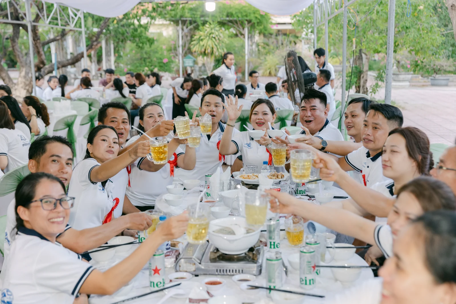 Ảnh lễ kỷ niệm 20 năm THPT Ngô Gia Tự, chụp ngày 08/08/2026