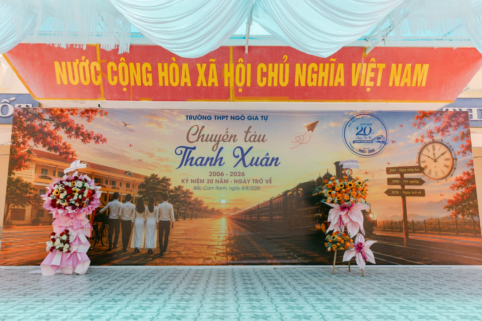 Ảnh lễ kỷ niệm 20 năm THPT Ngô Gia Tự, chụp ngày 08/08/2026