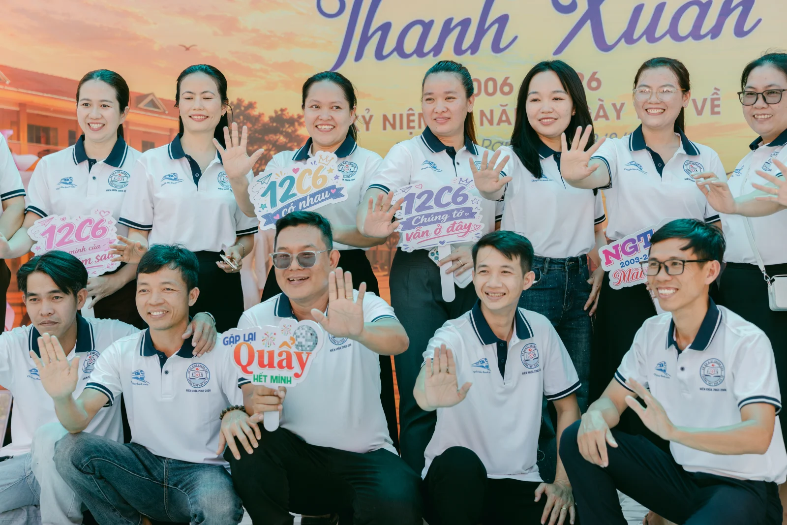 Ảnh lễ kỷ niệm 20 năm THPT Ngô Gia Tự, chụp ngày 08/08/2026