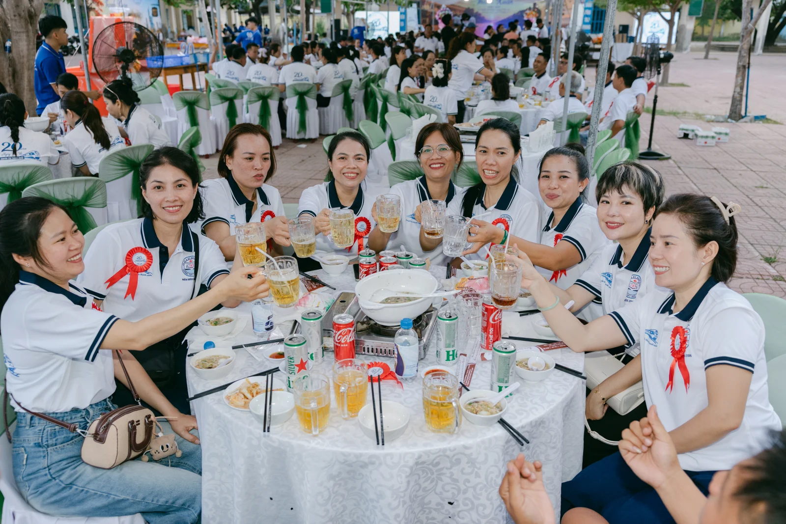Ảnh lễ kỷ niệm 20 năm THPT Ngô Gia Tự, chụp ngày 08/08/2026