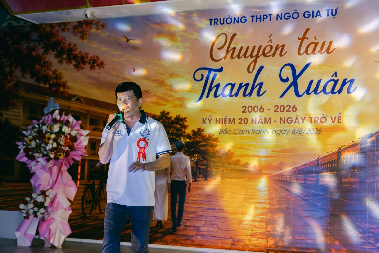 Ảnh lễ kỷ niệm 20 năm THPT Ngô Gia Tự, chụp ngày 08/08/2026