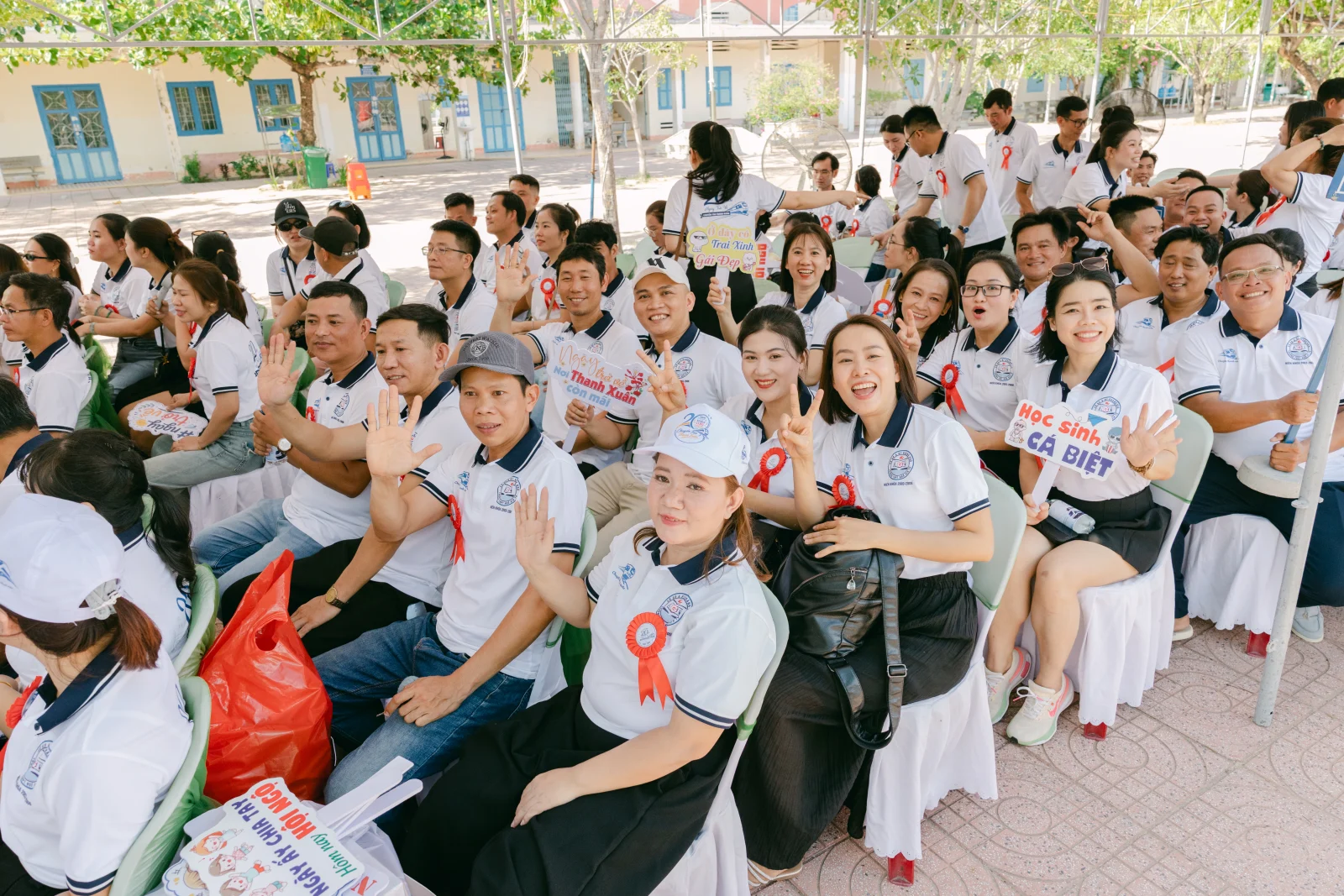 Ảnh lễ kỷ niệm 20 năm THPT Ngô Gia Tự, chụp ngày 08/08/2026