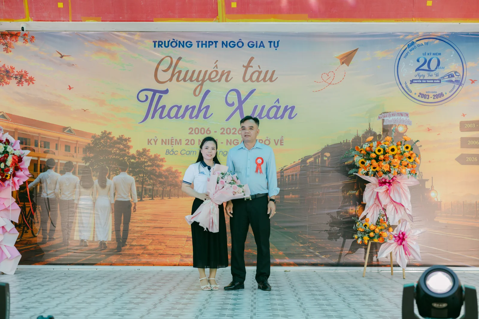 Ảnh lễ kỷ niệm 20 năm THPT Ngô Gia Tự, chụp ngày 08/08/2026