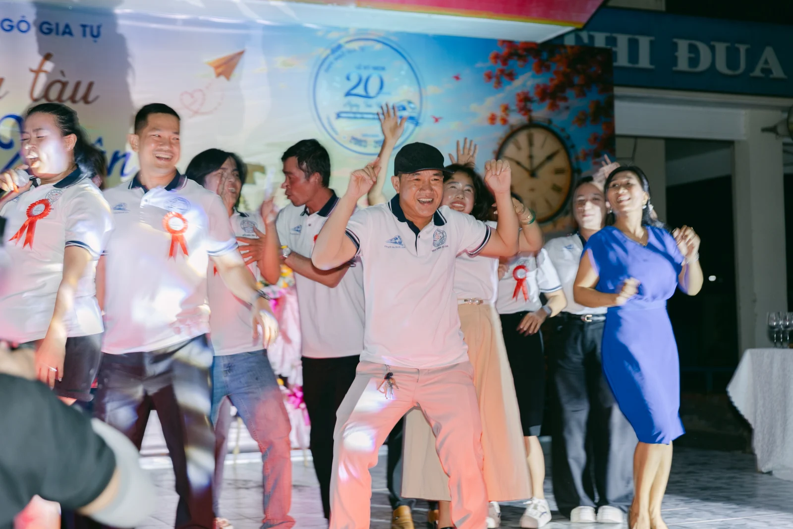 Ảnh lễ kỷ niệm 20 năm THPT Ngô Gia Tự, chụp ngày 08/08/2026