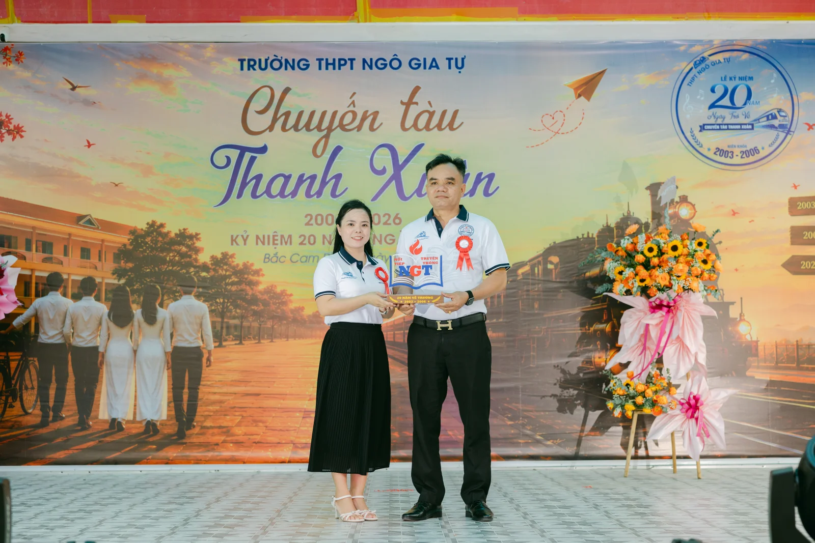Ảnh lễ kỷ niệm 20 năm THPT Ngô Gia Tự, chụp ngày 08/08/2026