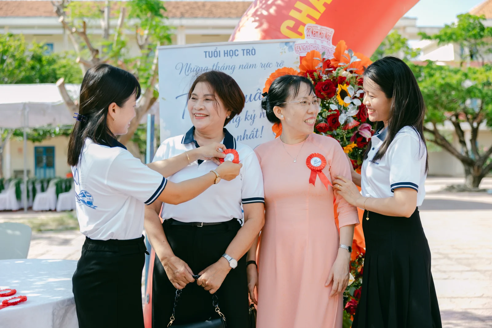 Ảnh lễ kỷ niệm 20 năm THPT Ngô Gia Tự, chụp ngày 08/08/2026
