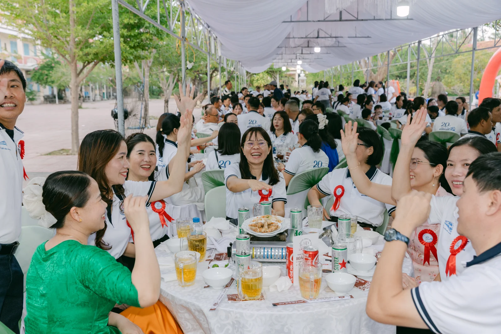 Ảnh lễ kỷ niệm 20 năm THPT Ngô Gia Tự, chụp ngày 08/08/2026