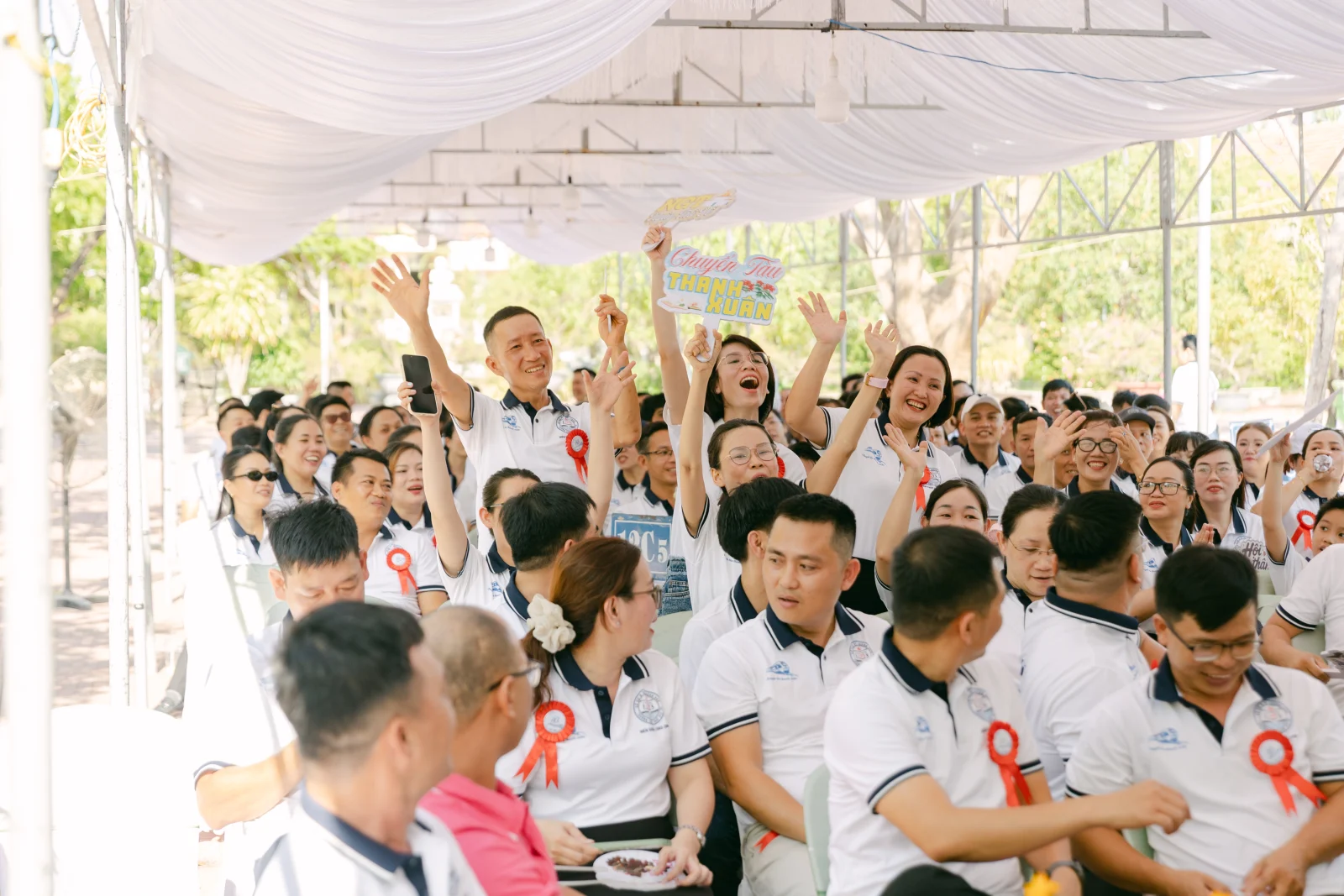 Ảnh lễ kỷ niệm 20 năm THPT Ngô Gia Tự, chụp ngày 08/08/2026
