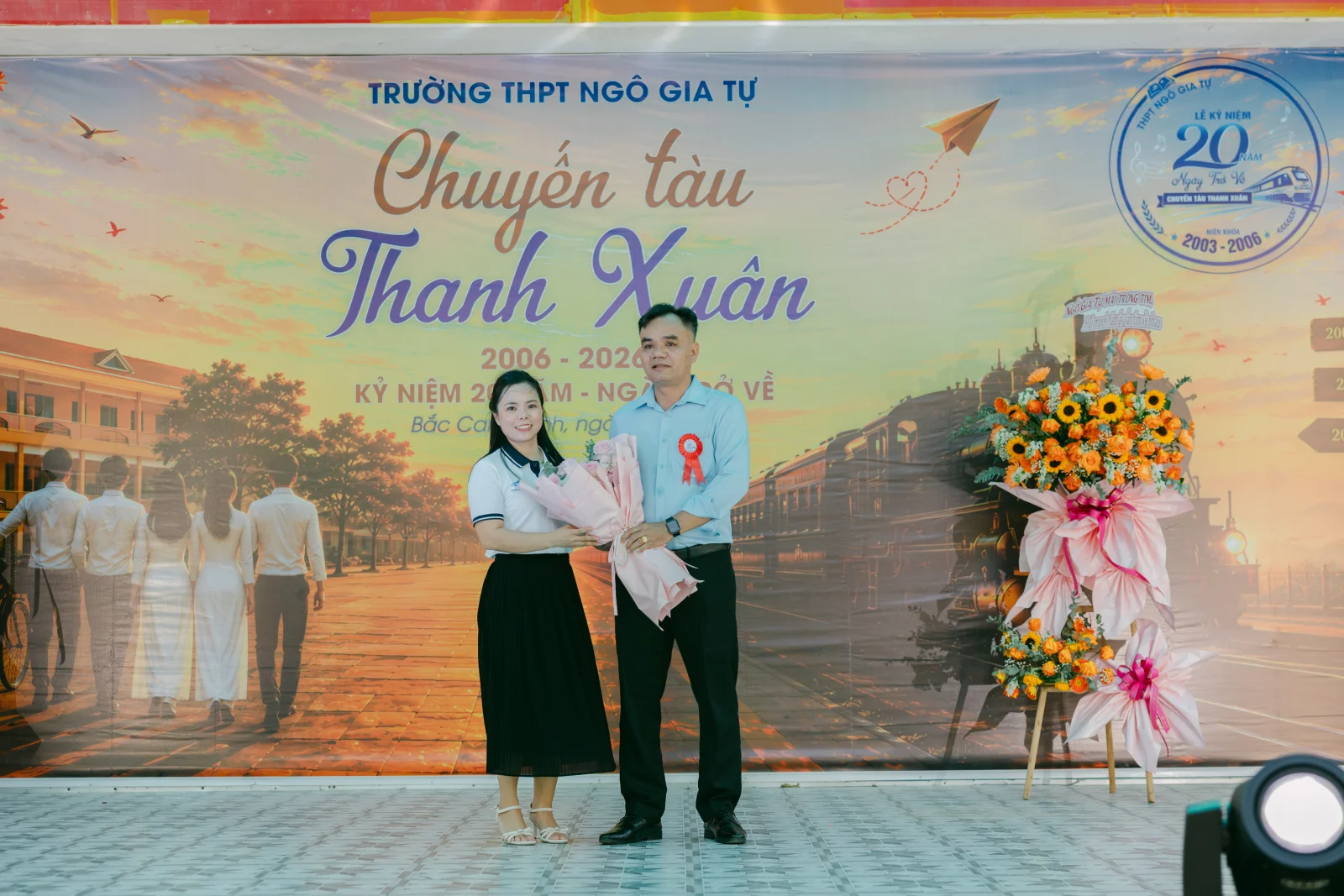 Ảnh lễ kỷ niệm 20 năm THPT Ngô Gia Tự, chụp ngày 08/08/2026