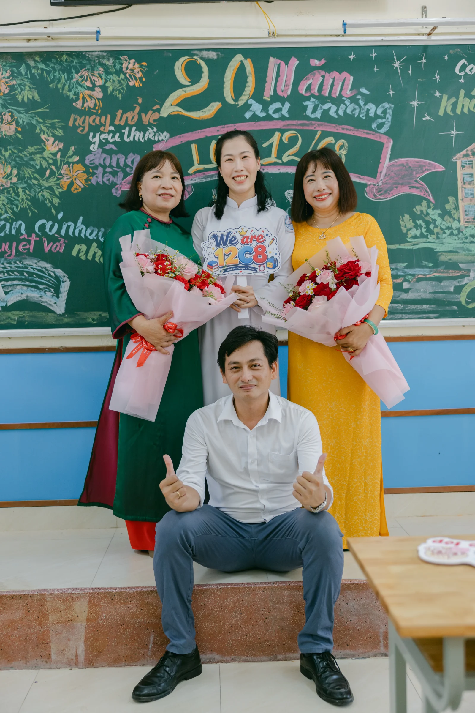 Ảnh lễ kỷ niệm 20 năm THPT Ngô Gia Tự, chụp ngày 08/08/2026
