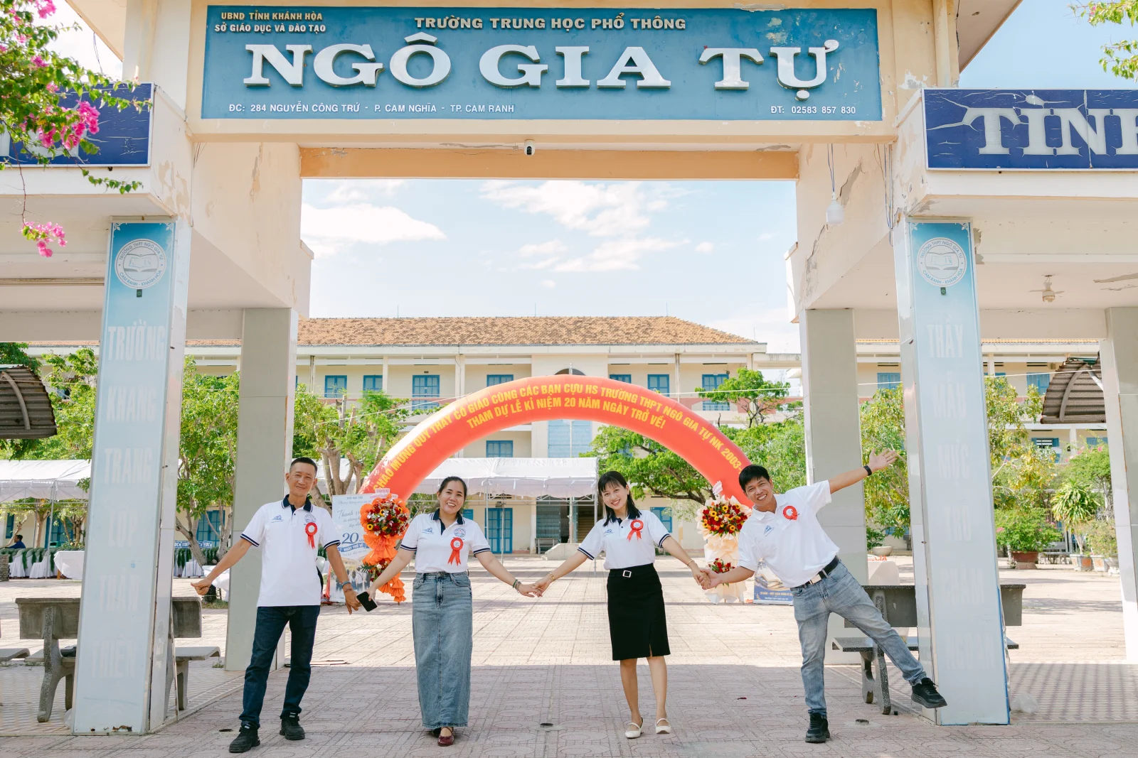 Ảnh lễ kỷ niệm 20 năm THPT Ngô Gia Tự, chụp ngày 08/08/2026