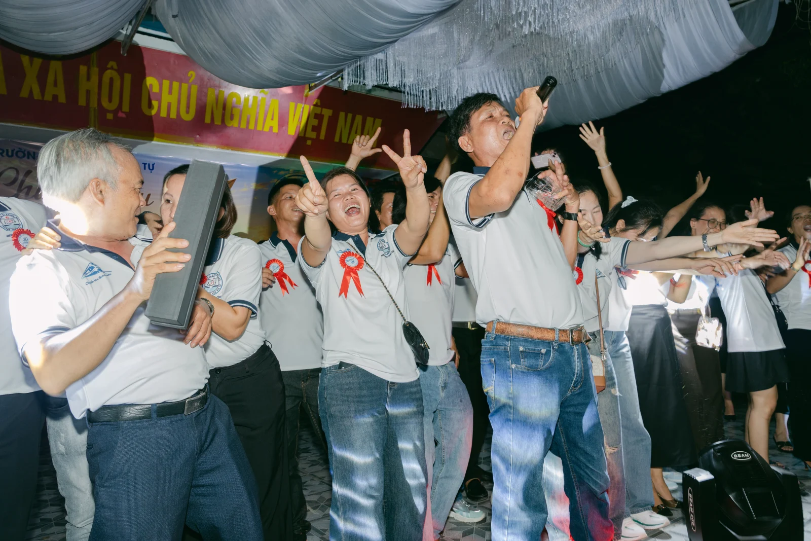Ảnh lễ kỷ niệm 20 năm THPT Ngô Gia Tự, chụp ngày 08/08/2026