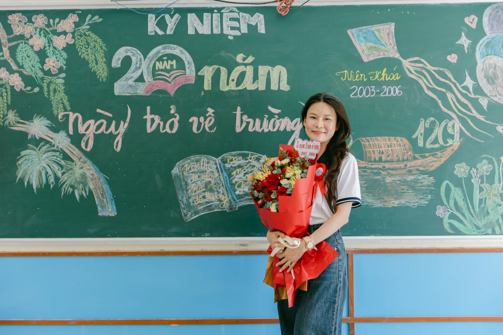 Ảnh lễ kỷ niệm 20 năm THPT Ngô Gia Tự, chụp ngày 08/08/2026