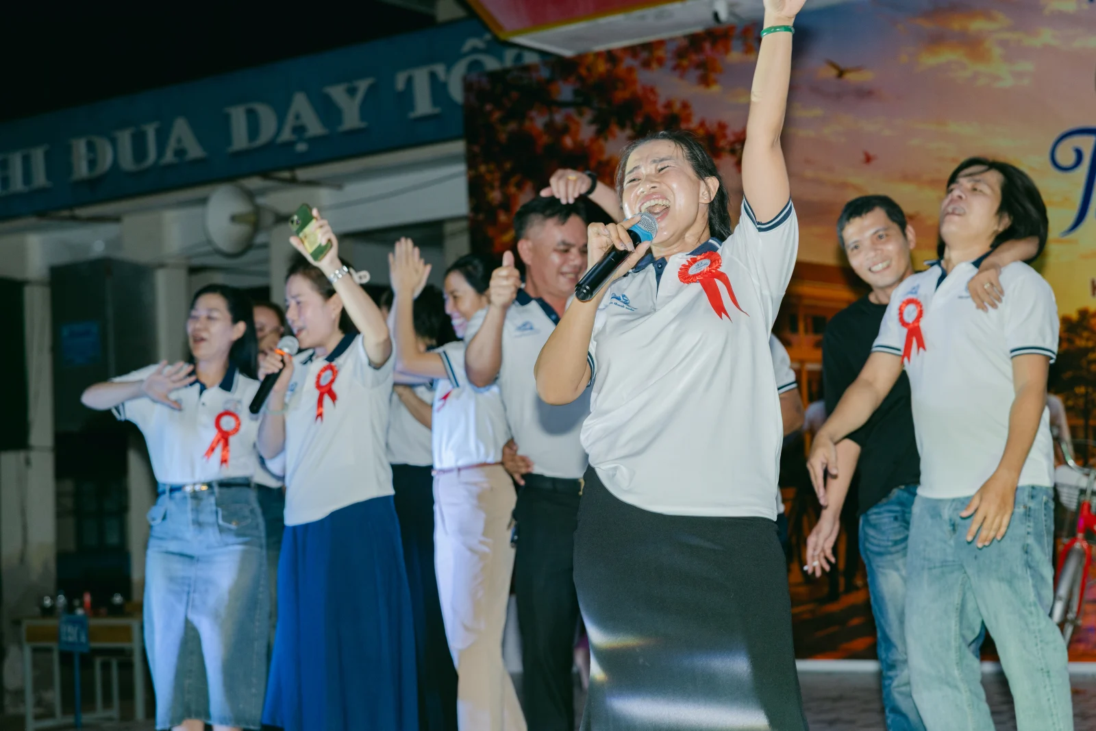 Ảnh lễ kỷ niệm 20 năm THPT Ngô Gia Tự, chụp ngày 08/08/2026