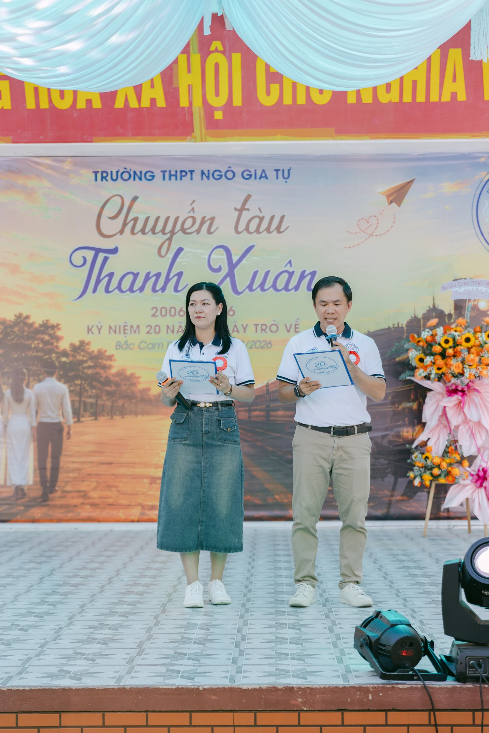 Ảnh lễ kỷ niệm 20 năm THPT Ngô Gia Tự, chụp ngày 08/08/2026