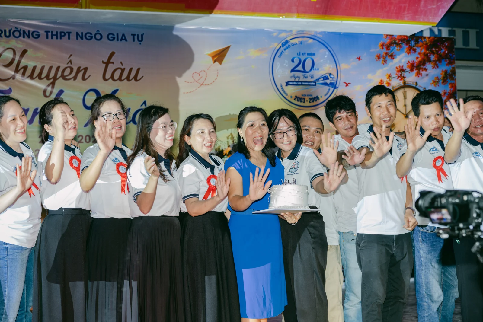Ảnh lễ kỷ niệm 20 năm THPT Ngô Gia Tự, chụp ngày 08/08/2026