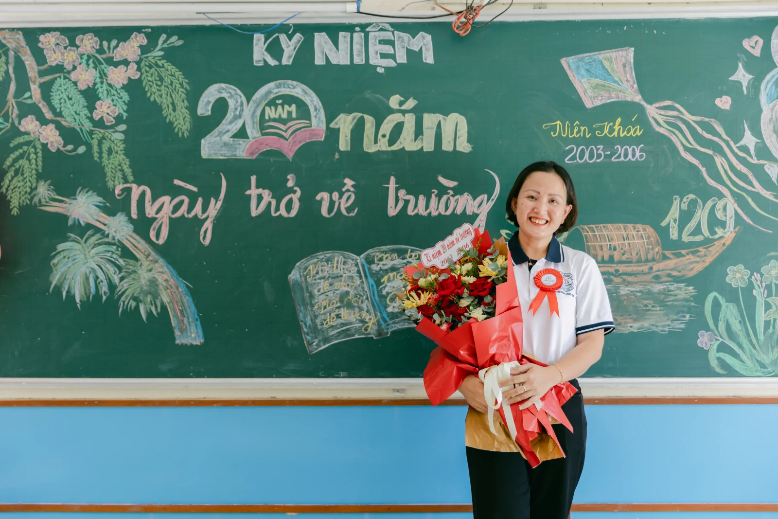 Ảnh lễ kỷ niệm 20 năm THPT Ngô Gia Tự, chụp ngày 08/08/2026