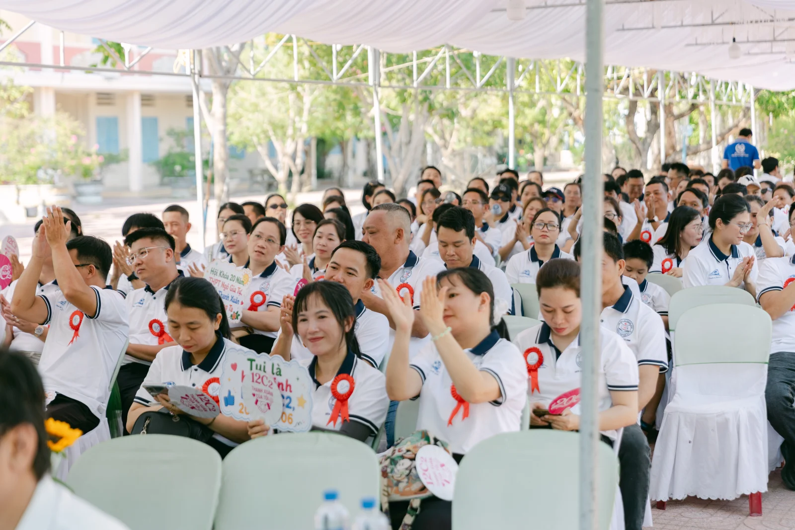 Ảnh lễ kỷ niệm 20 năm THPT Ngô Gia Tự, chụp ngày 08/08/2026