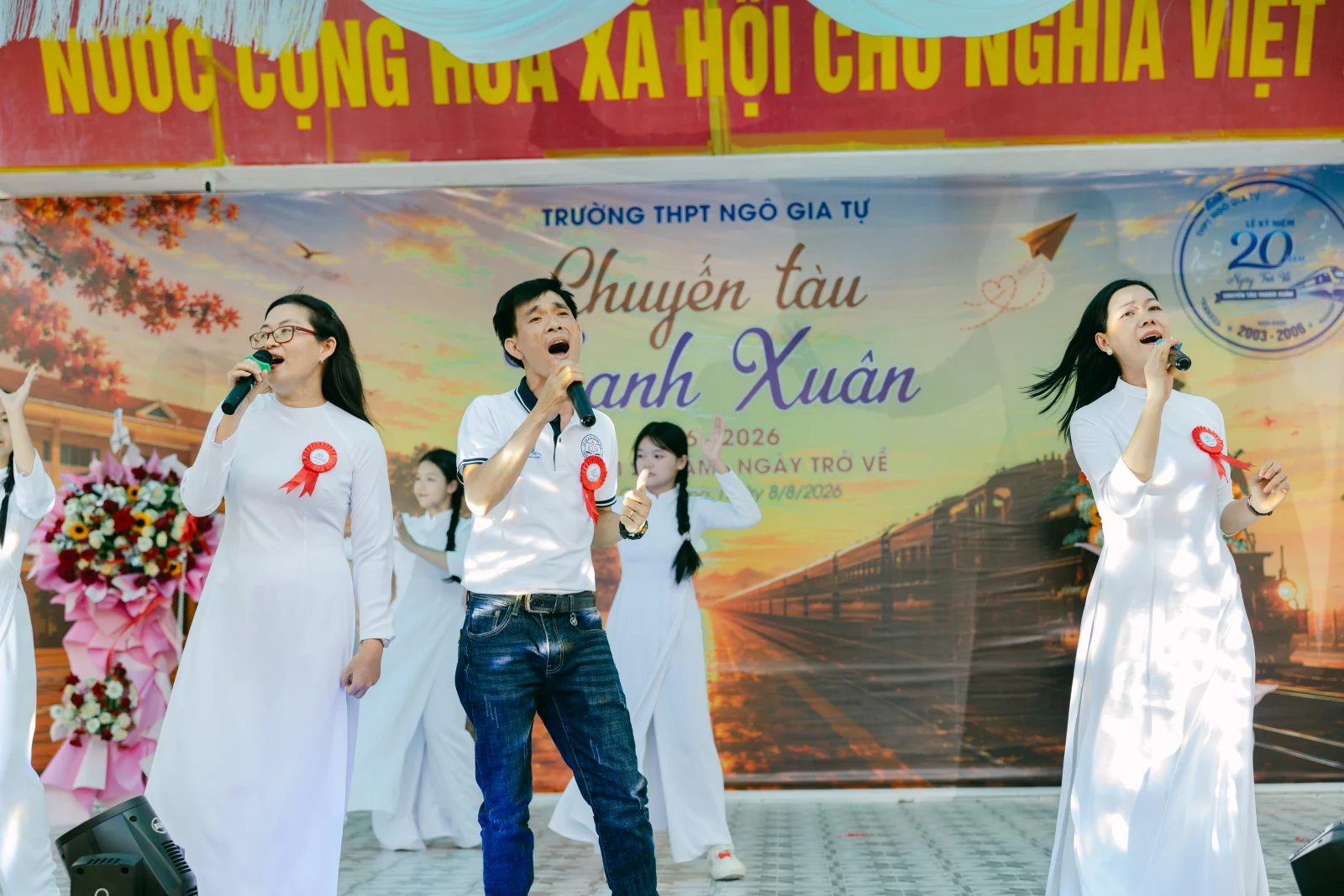 Ảnh lễ kỷ niệm 20 năm THPT Ngô Gia Tự, chụp ngày 08/08/2026