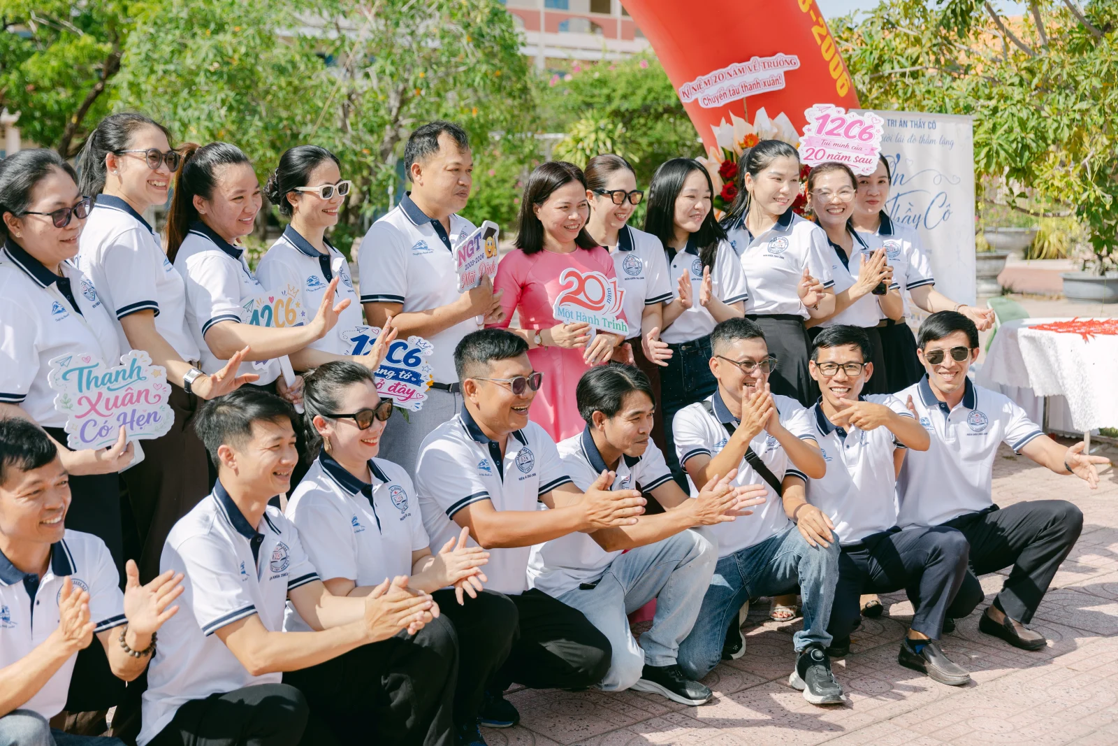 Ảnh lễ kỷ niệm 20 năm THPT Ngô Gia Tự, chụp ngày 08/08/2026