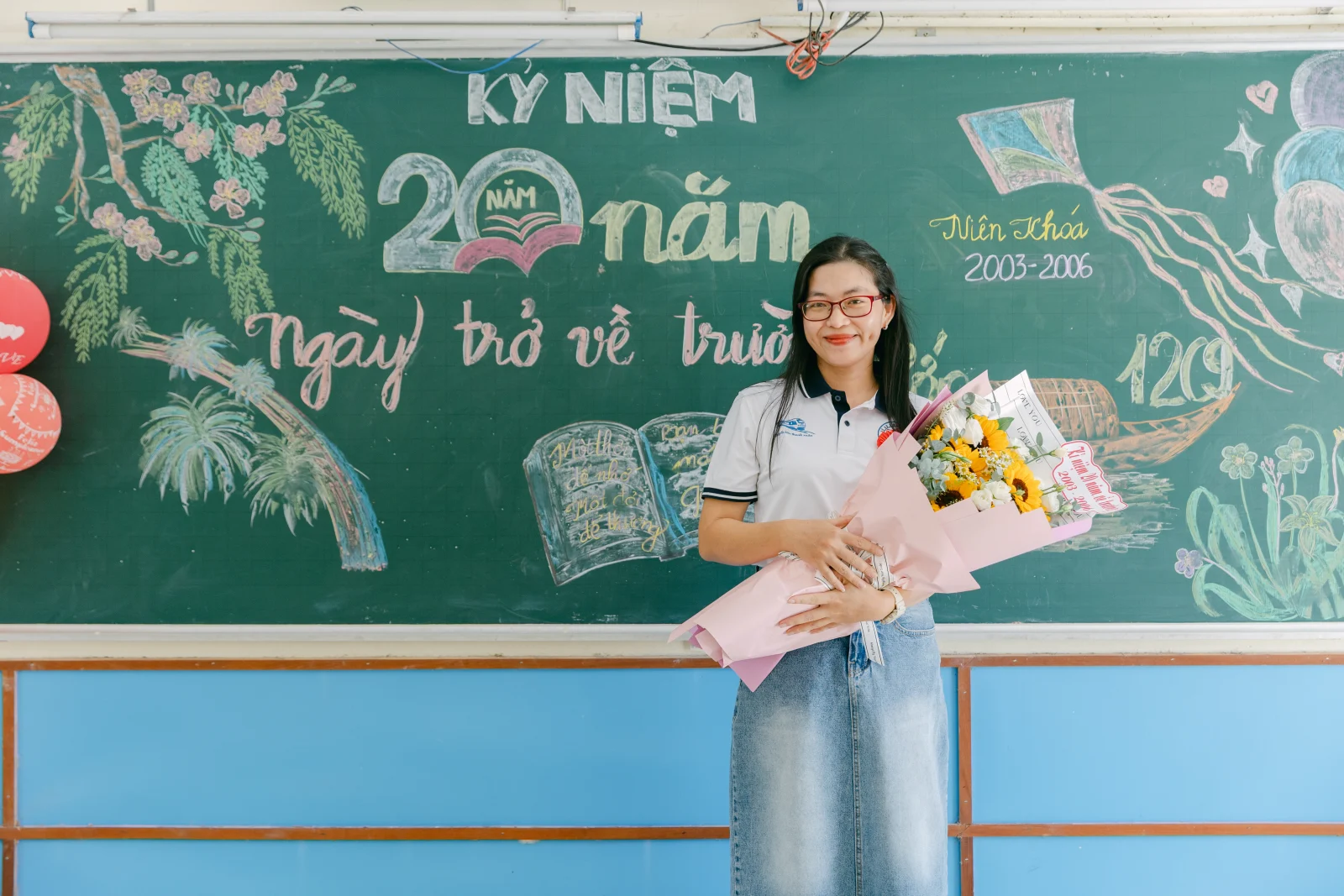 Ảnh lễ kỷ niệm 20 năm THPT Ngô Gia Tự, chụp ngày 08/08/2026