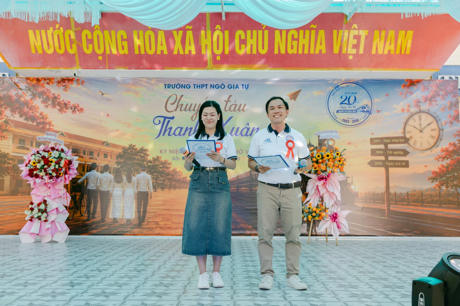 Ảnh lễ kỷ niệm 20 năm THPT Ngô Gia Tự, chụp ngày 08/08/2026