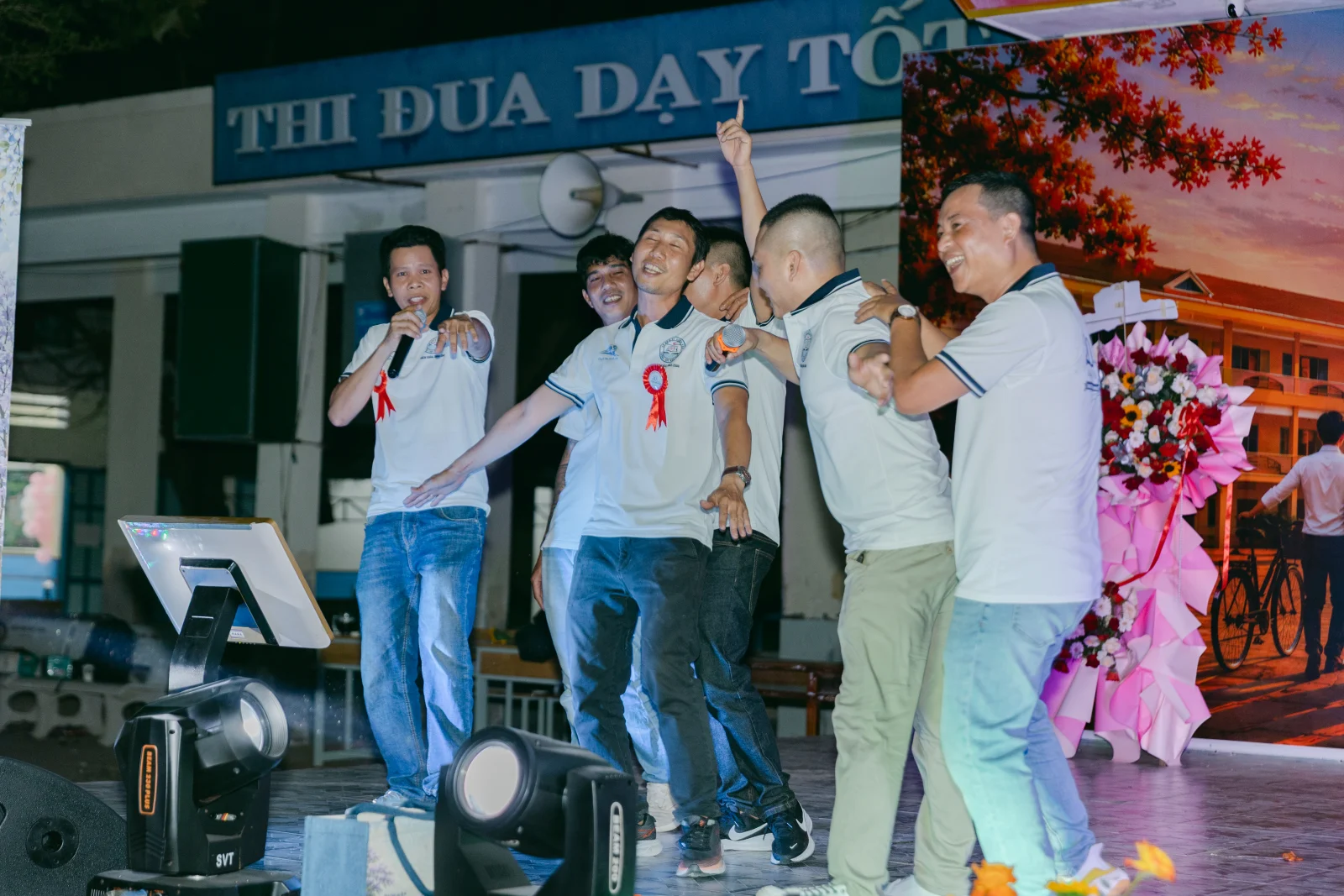Ảnh lễ kỷ niệm 20 năm THPT Ngô Gia Tự, chụp ngày 08/08/2026