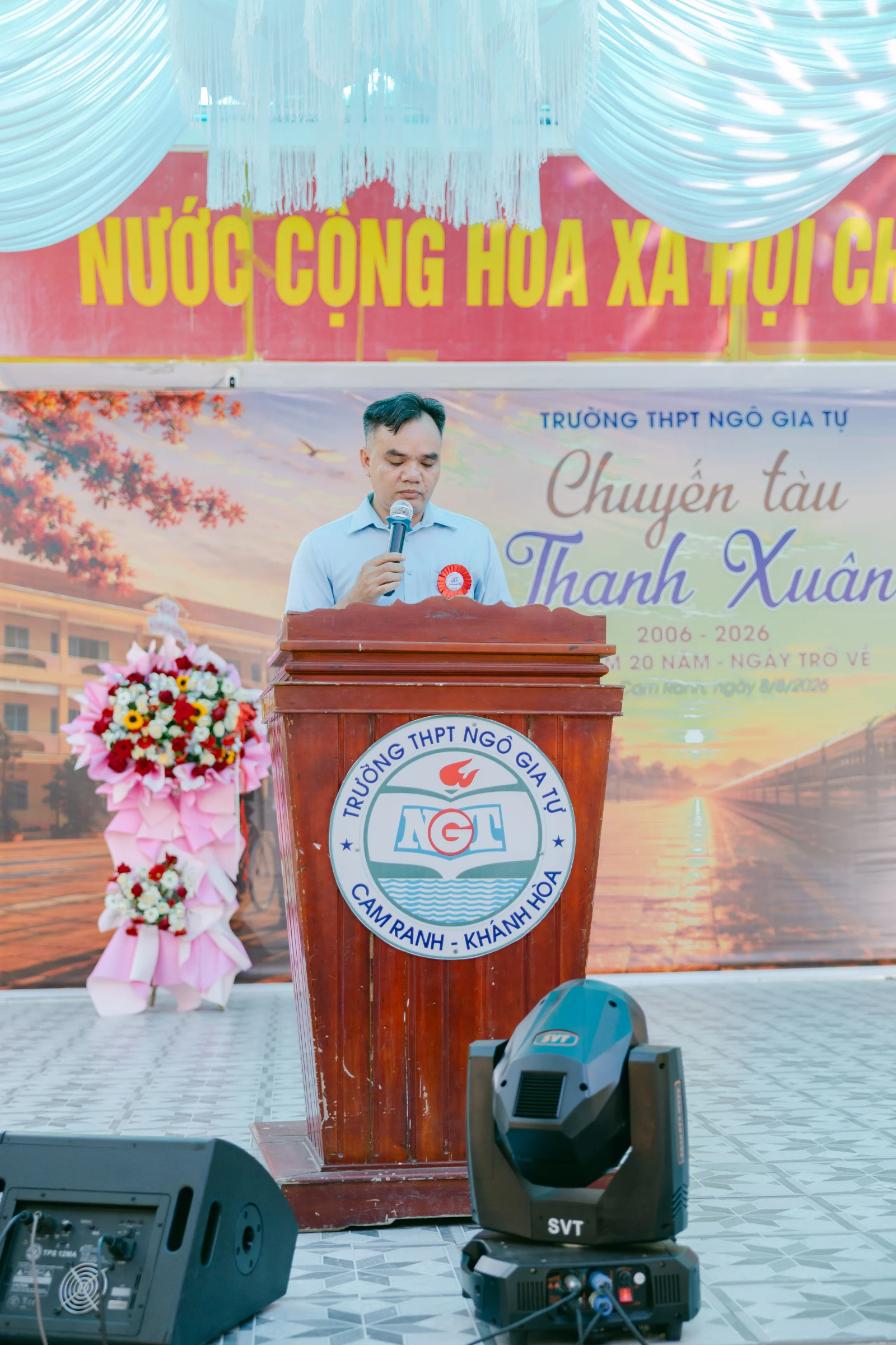 Ảnh lễ kỷ niệm 20 năm THPT Ngô Gia Tự, chụp ngày 08/08/2026