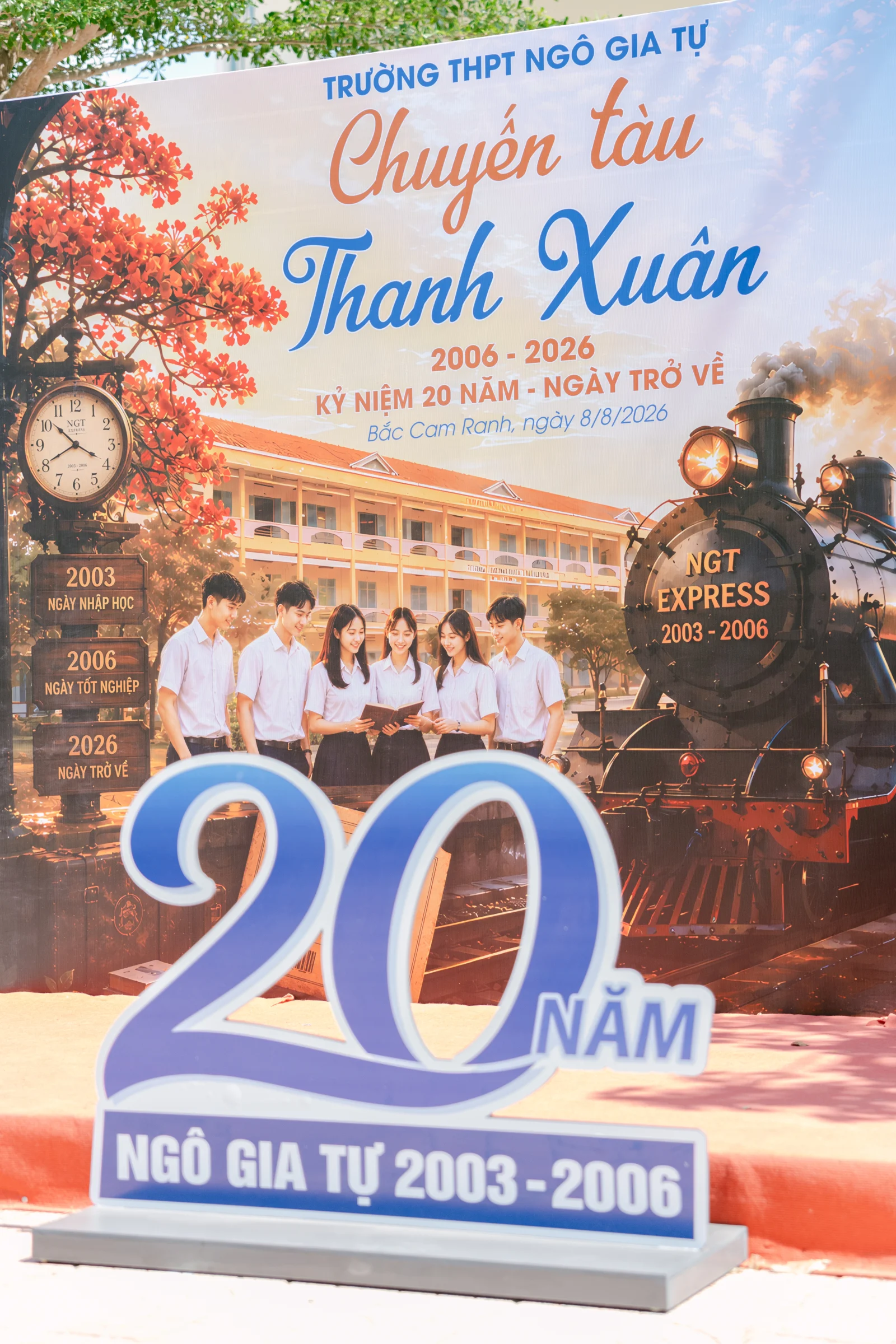 Ảnh lễ kỷ niệm 20 năm THPT Ngô Gia Tự, chụp ngày 08/08/2026