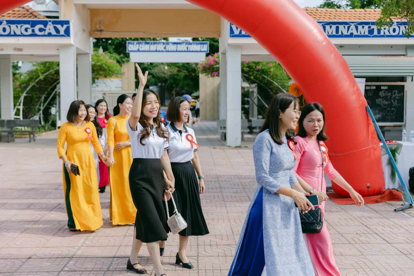 Ảnh lễ kỷ niệm 20 năm THPT Ngô Gia Tự, chụp ngày 08/08/2026