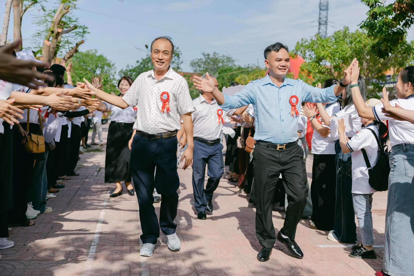 Ảnh lễ kỷ niệm 20 năm THPT Ngô Gia Tự, chụp ngày 08/08/2026