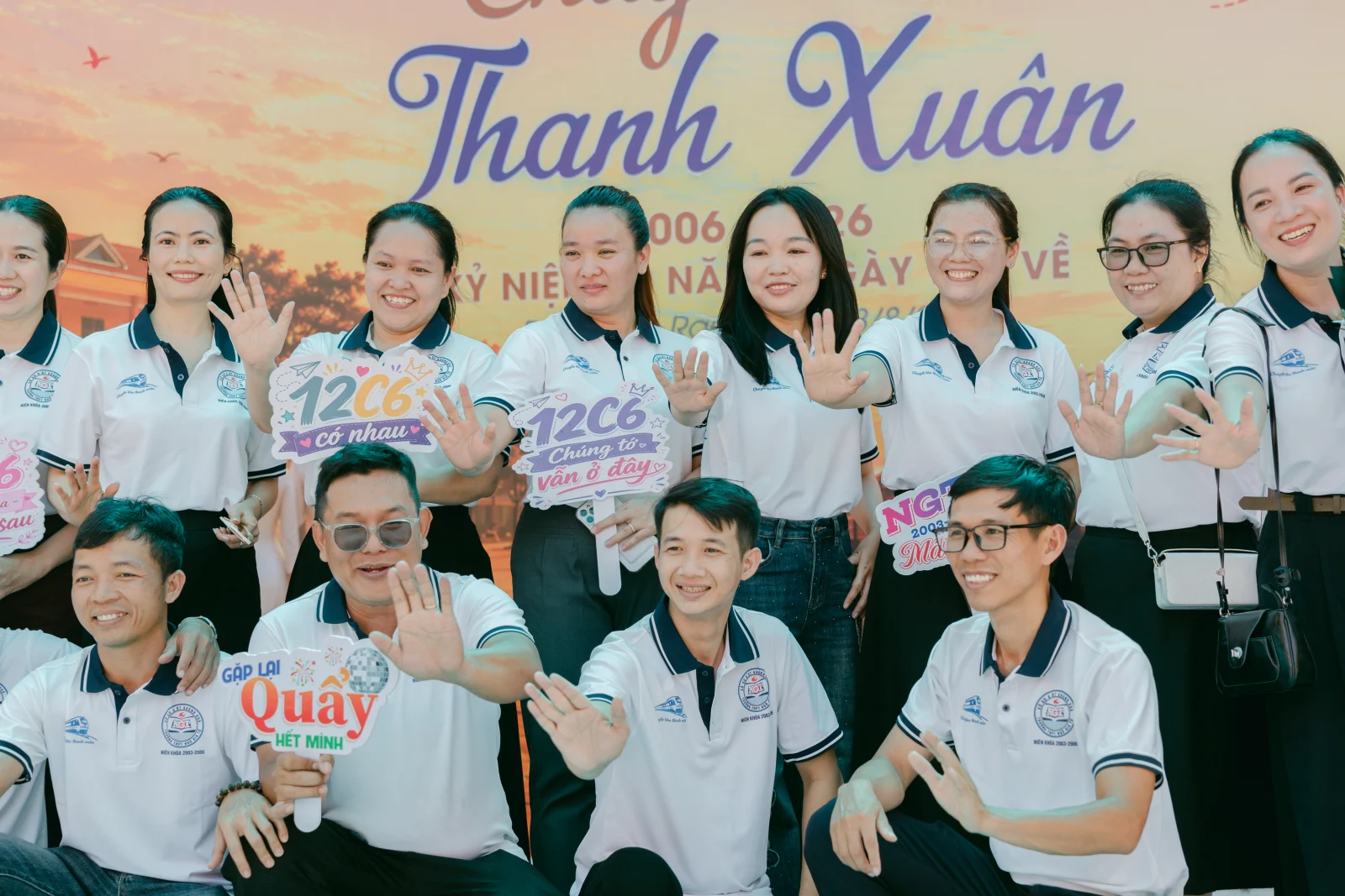 Ảnh lễ kỷ niệm 20 năm THPT Ngô Gia Tự, chụp ngày 08/08/2026