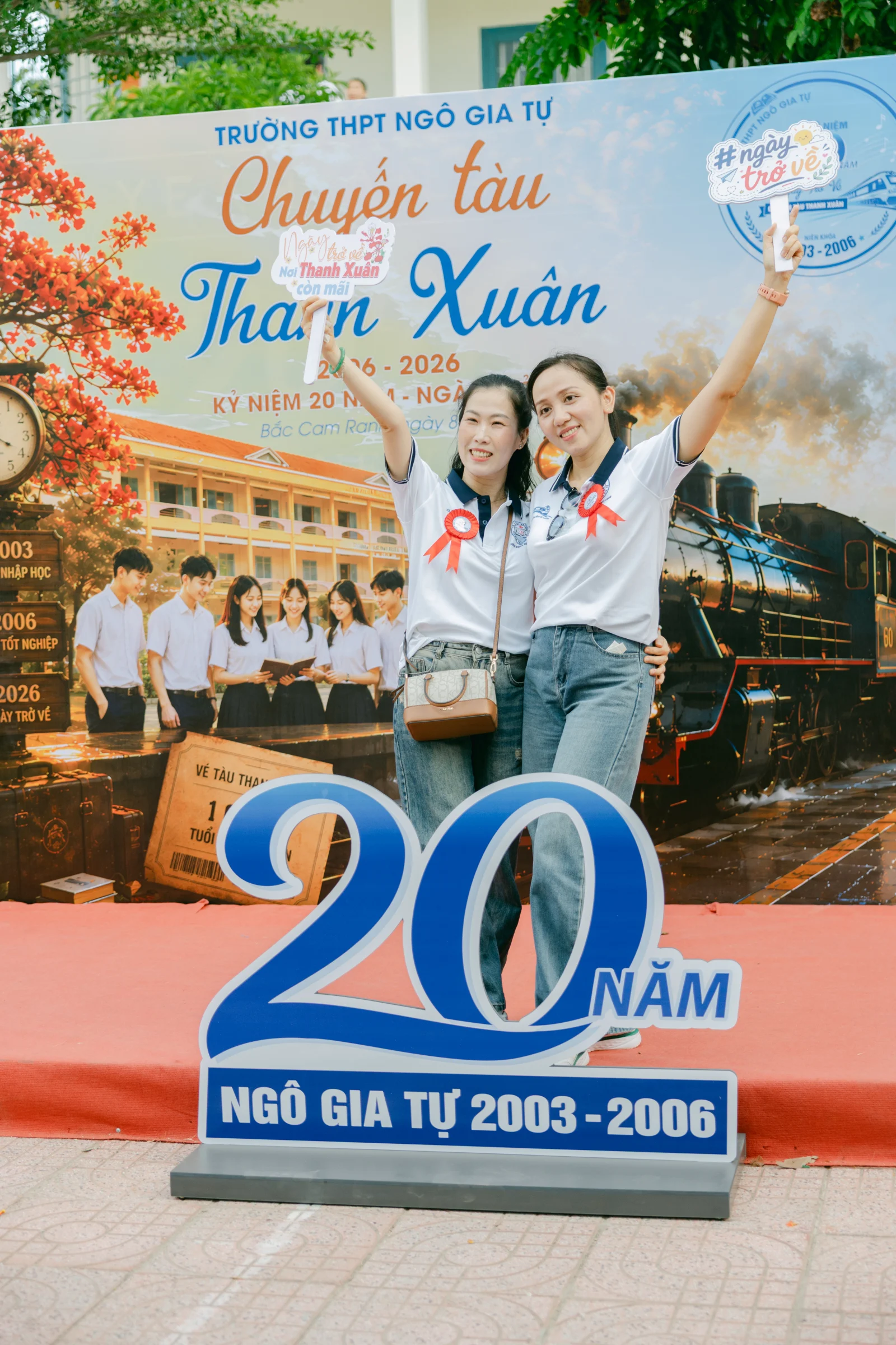 Ảnh lễ kỷ niệm 20 năm THPT Ngô Gia Tự, chụp ngày 08/08/2026