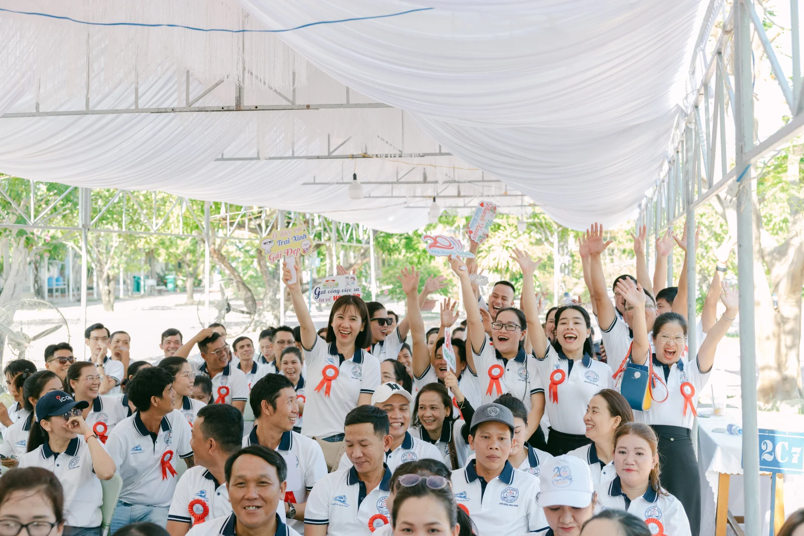 Ảnh lễ kỷ niệm 20 năm THPT Ngô Gia Tự, chụp ngày 08/08/2026