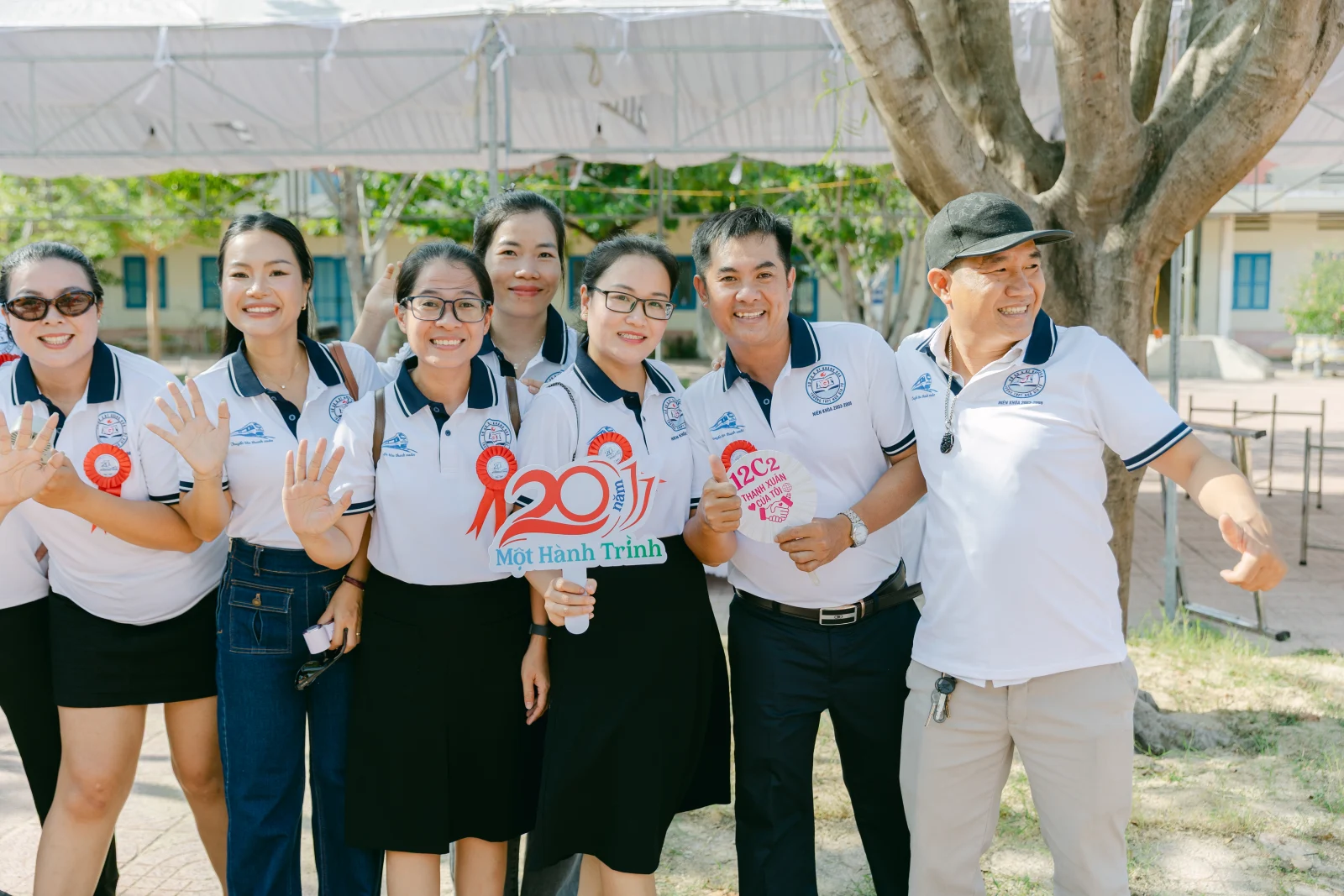 Ảnh lễ kỷ niệm 20 năm THPT Ngô Gia Tự, chụp ngày 08/08/2026