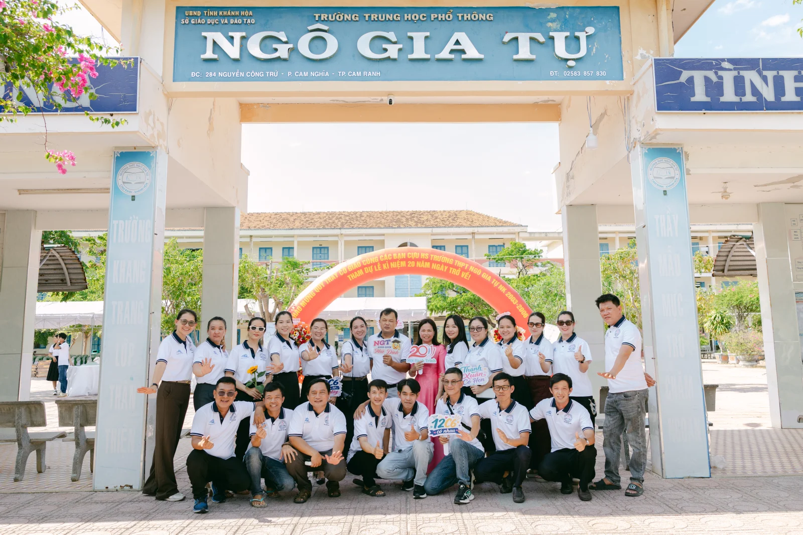 Ảnh lễ kỷ niệm 20 năm THPT Ngô Gia Tự, chụp ngày 08/08/2026
