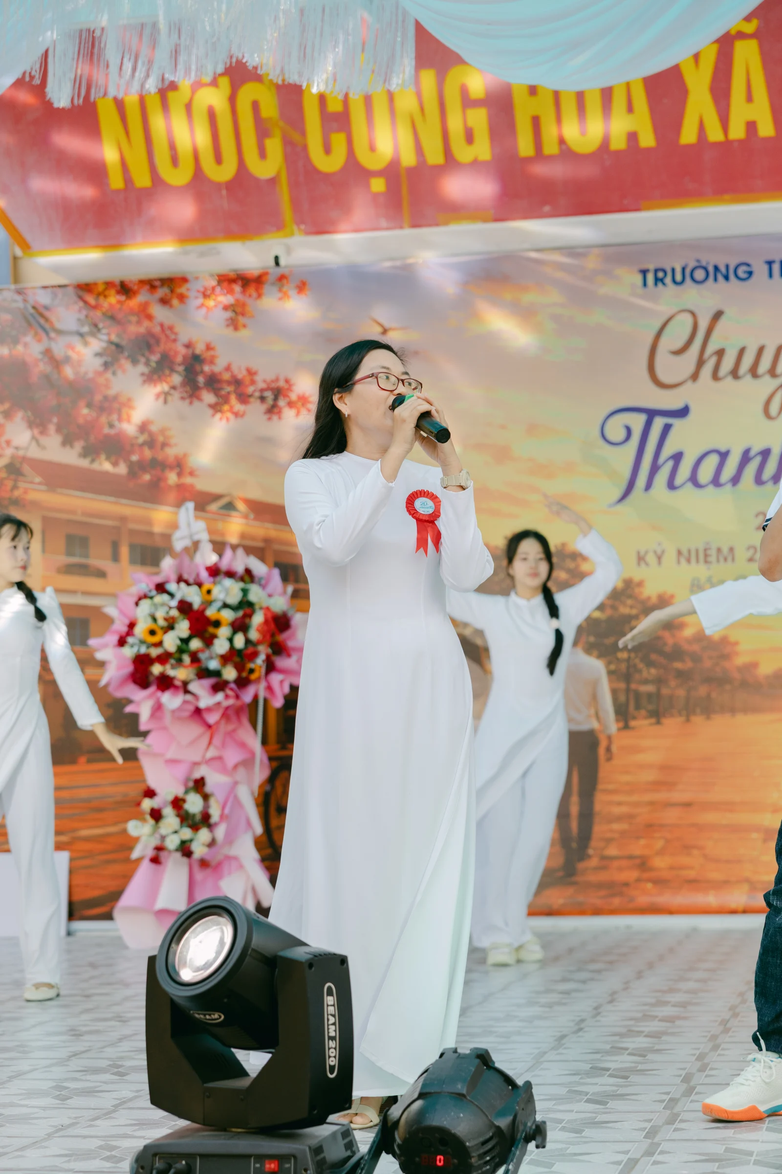 Ảnh lễ kỷ niệm 20 năm THPT Ngô Gia Tự, chụp ngày 08/08/2026