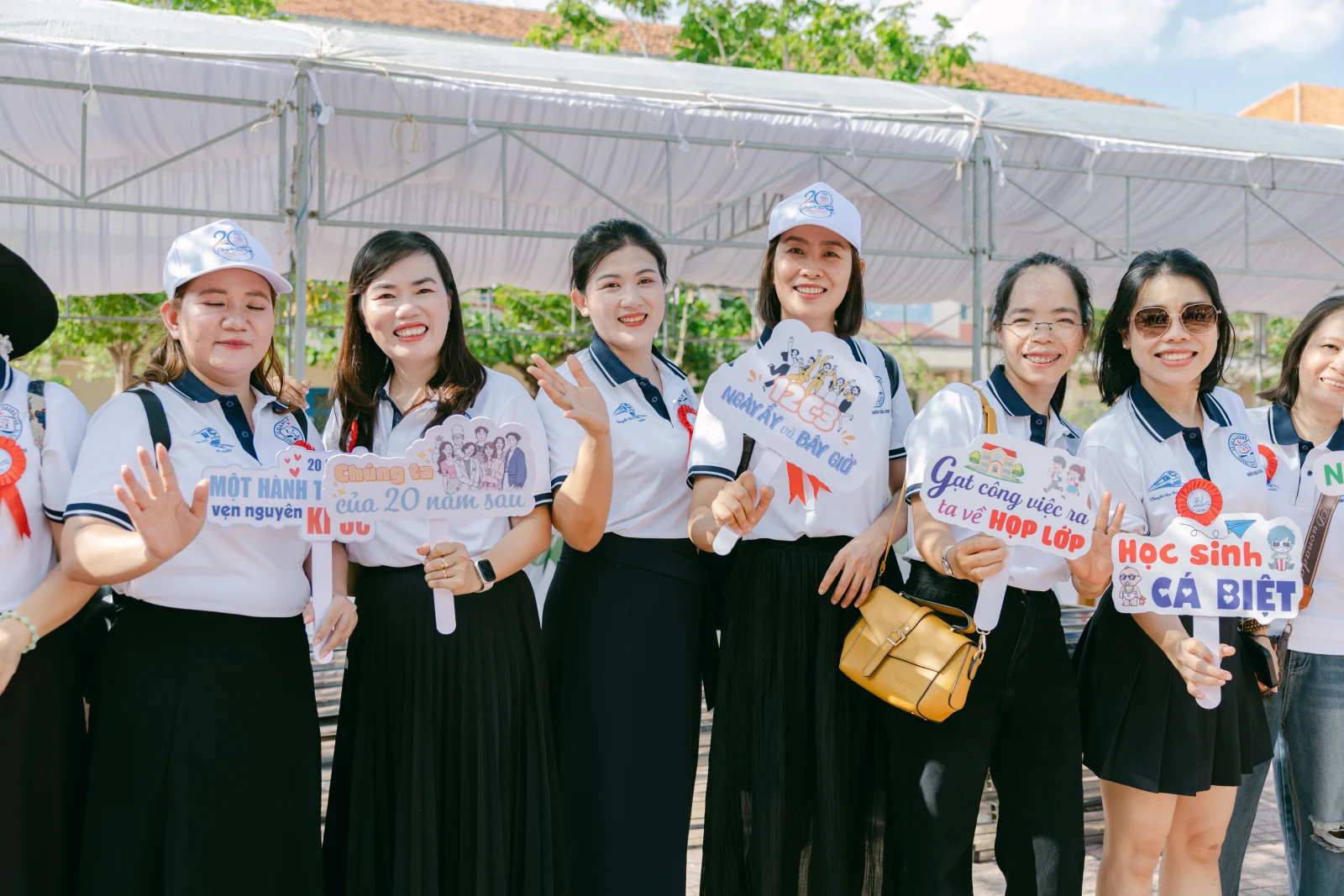 Ảnh lễ kỷ niệm 20 năm THPT Ngô Gia Tự, chụp ngày 08/08/2026