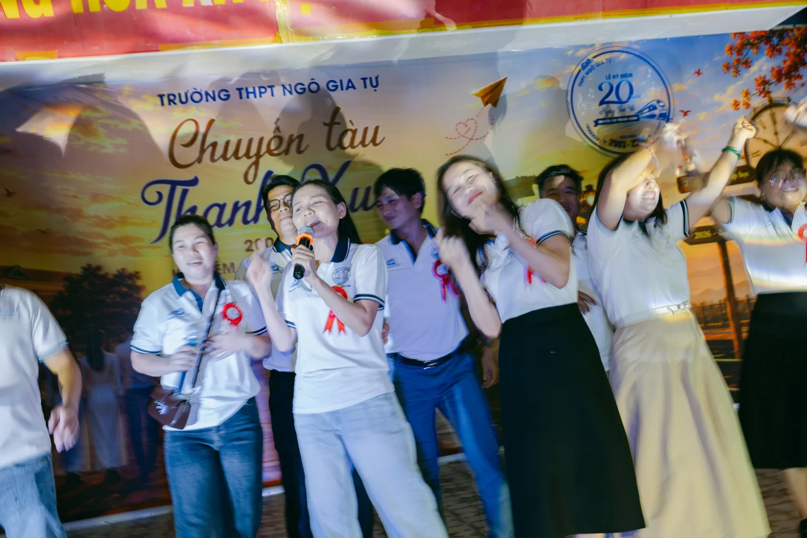 Ảnh lễ kỷ niệm 20 năm THPT Ngô Gia Tự, chụp ngày 08/08/2026