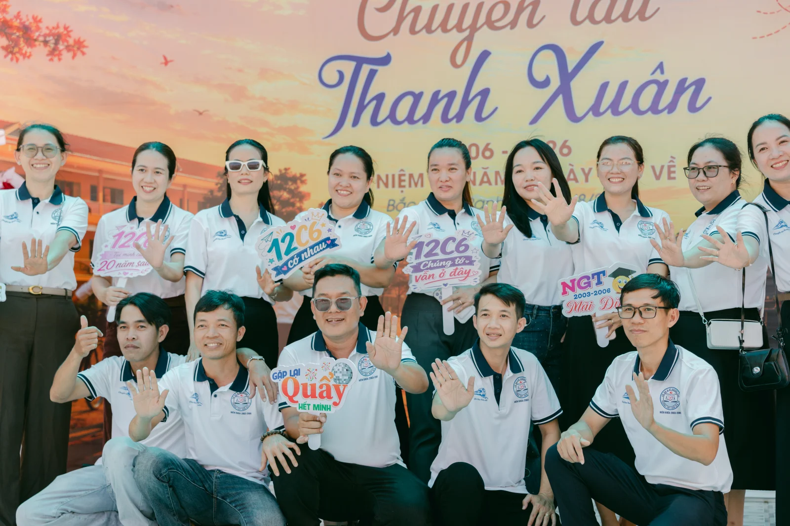Ảnh lễ kỷ niệm 20 năm THPT Ngô Gia Tự, chụp ngày 08/08/2026