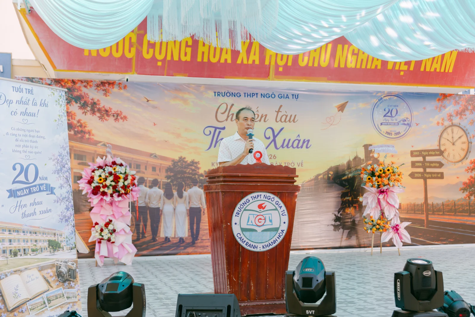 Ảnh lễ kỷ niệm 20 năm THPT Ngô Gia Tự, chụp ngày 08/08/2026