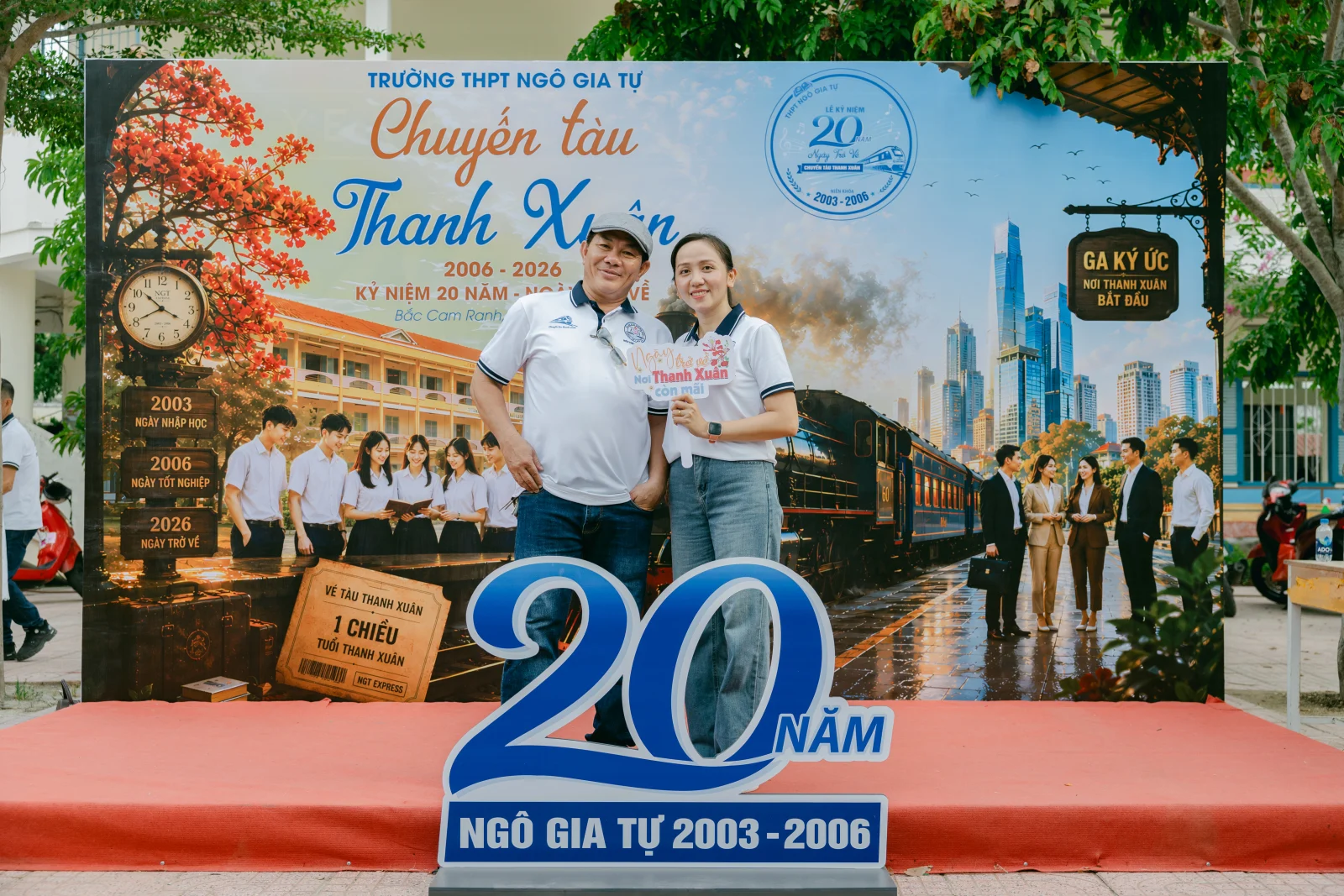 Ảnh lễ kỷ niệm 20 năm THPT Ngô Gia Tự, chụp ngày 08/08/2026