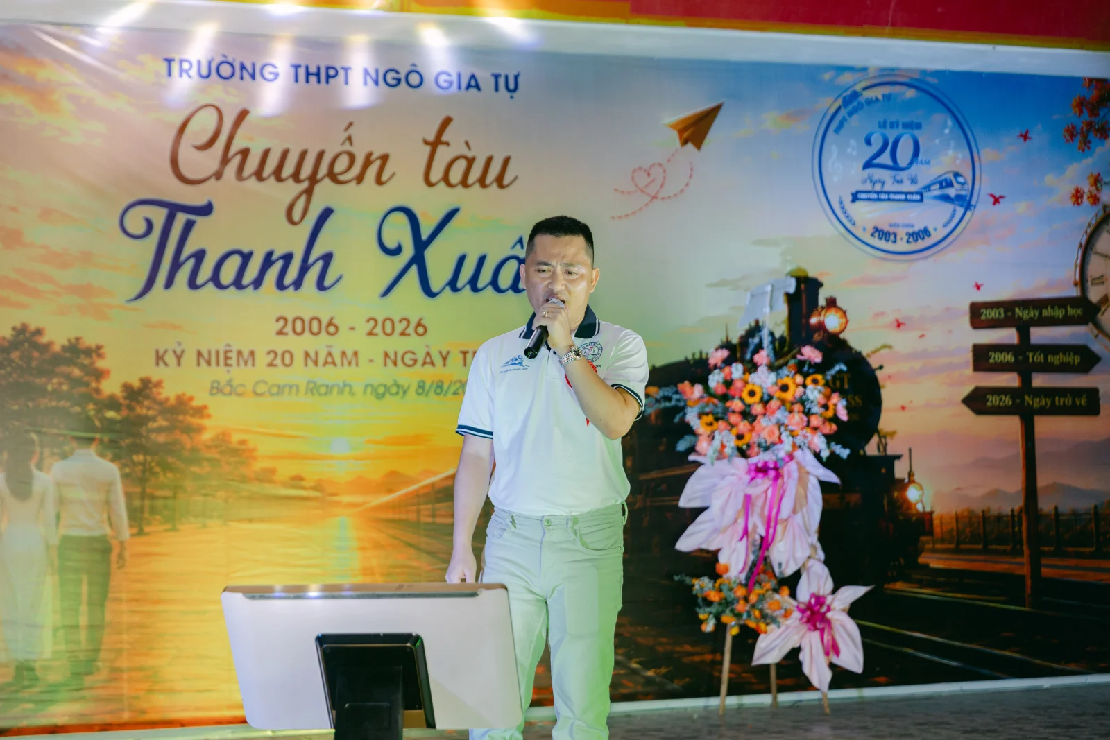 Ảnh lễ kỷ niệm 20 năm THPT Ngô Gia Tự, chụp ngày 08/08/2026