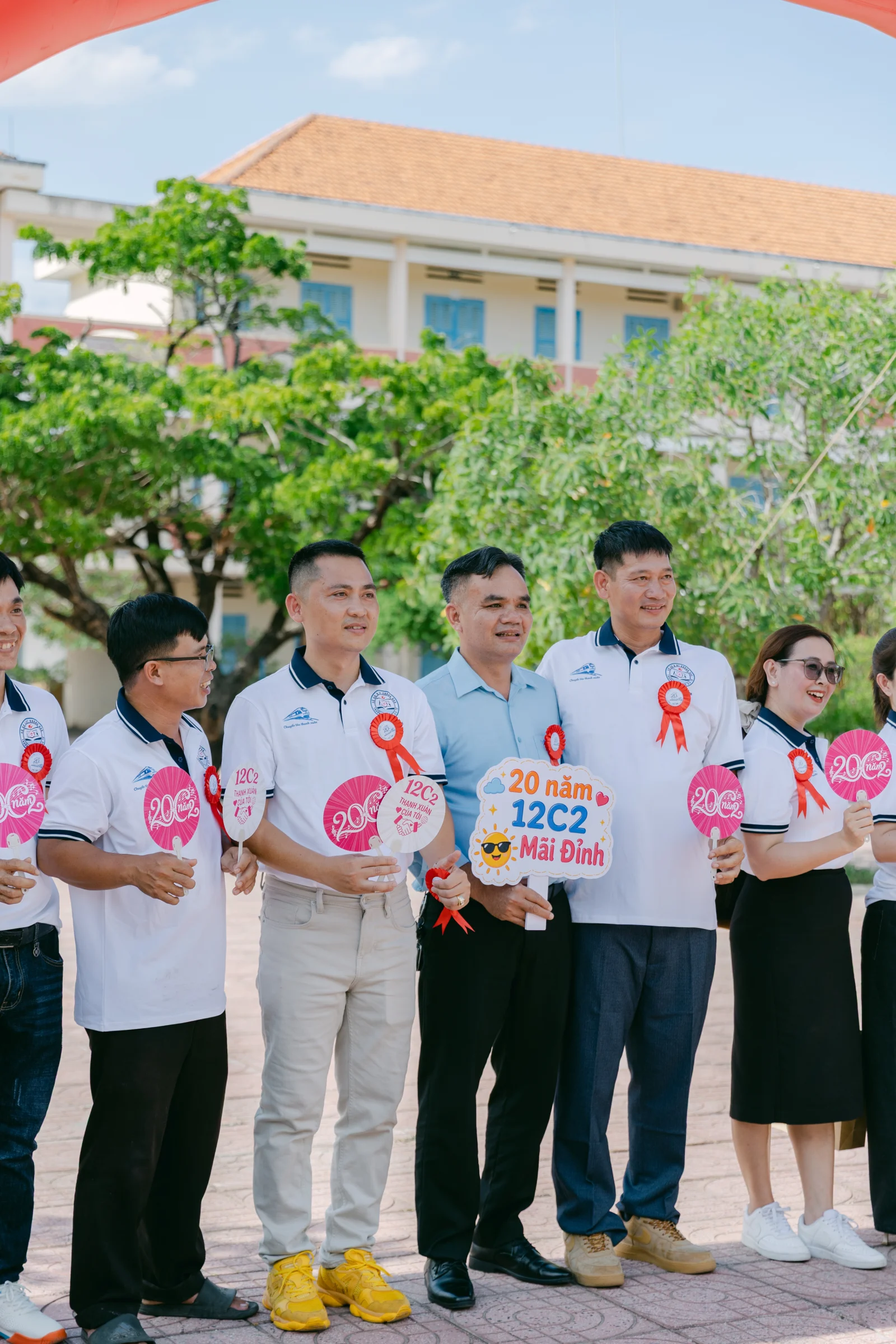 Ảnh lễ kỷ niệm 20 năm THPT Ngô Gia Tự, chụp ngày 08/08/2026