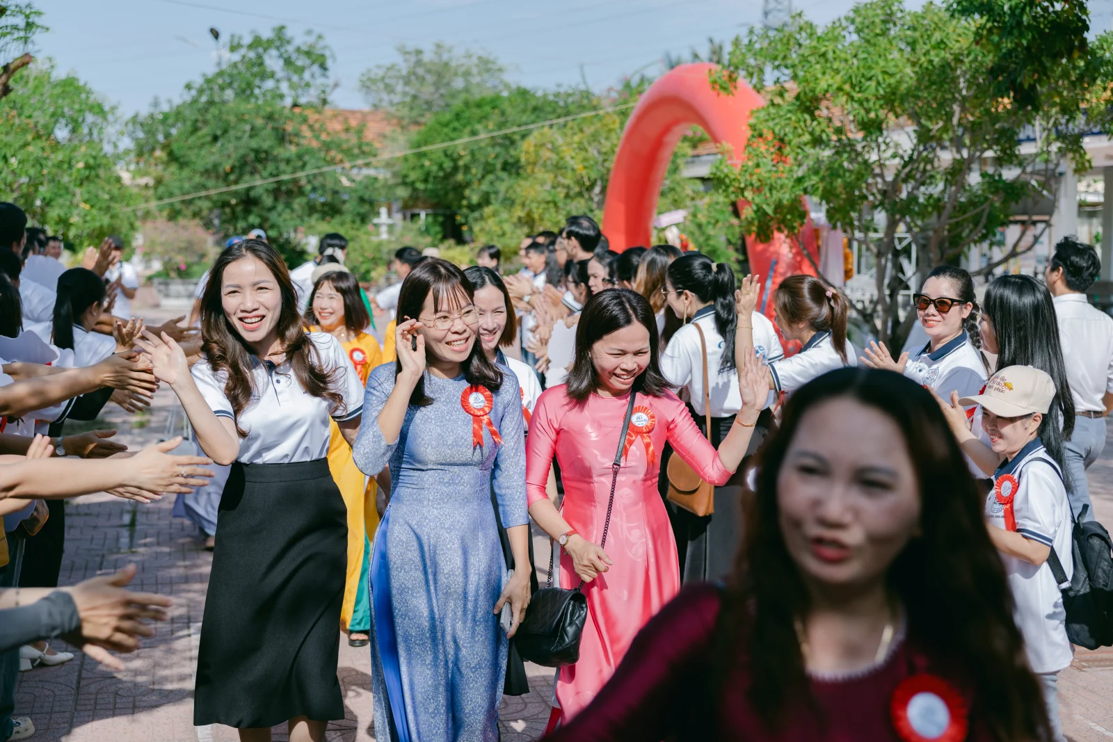 Ảnh lễ kỷ niệm 20 năm THPT Ngô Gia Tự, chụp ngày 08/08/2026
