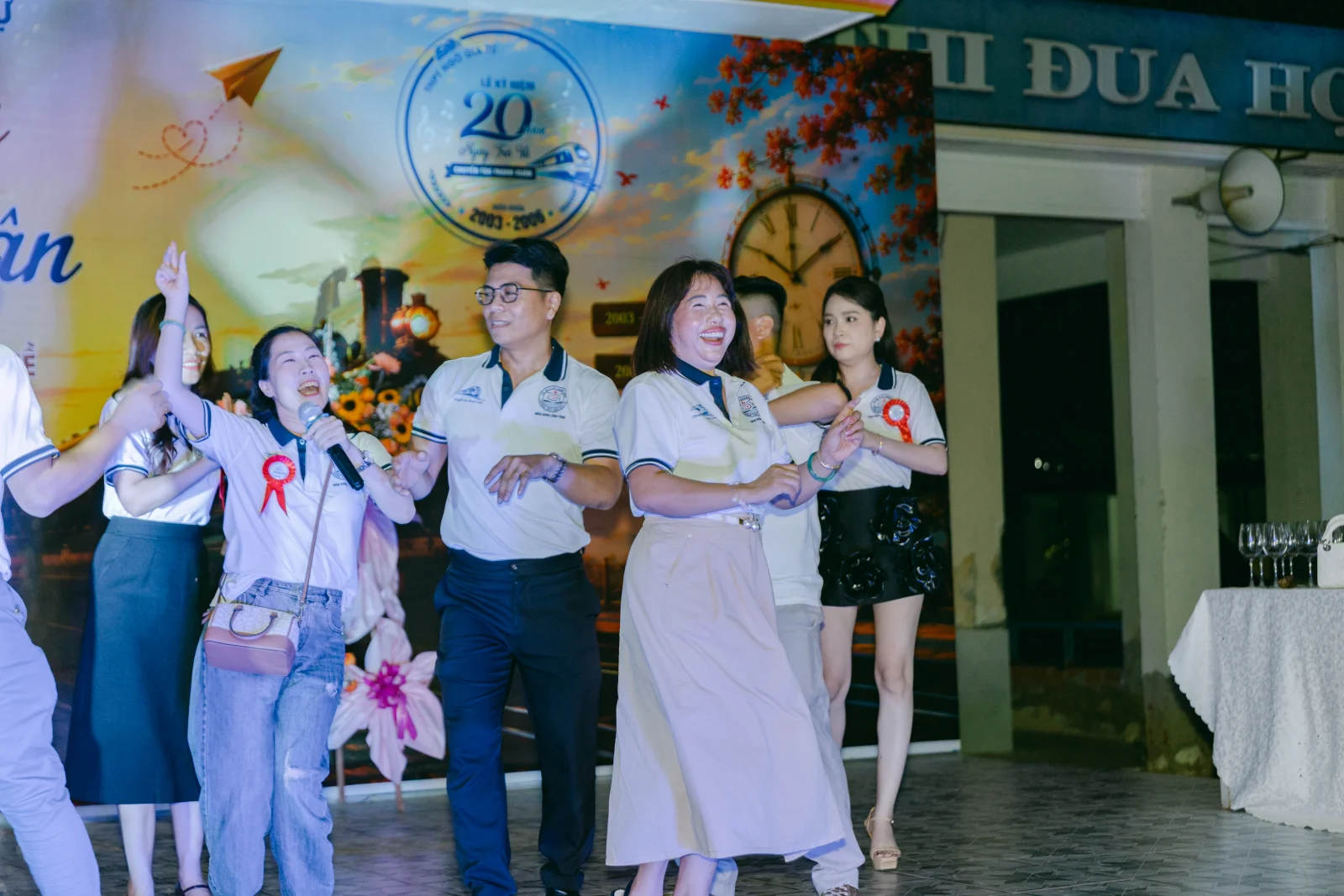 Ảnh lễ kỷ niệm 20 năm THPT Ngô Gia Tự, chụp ngày 08/08/2026