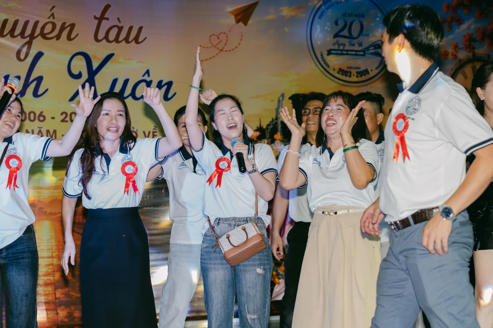 Ảnh lễ kỷ niệm 20 năm THPT Ngô Gia Tự, chụp ngày 08/08/2026